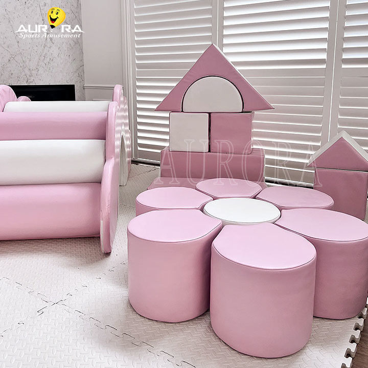 Pastel Pink Putih Anak-anak Soft Play Peralatan Non-Toksik Indoor Soft Play Climbers
