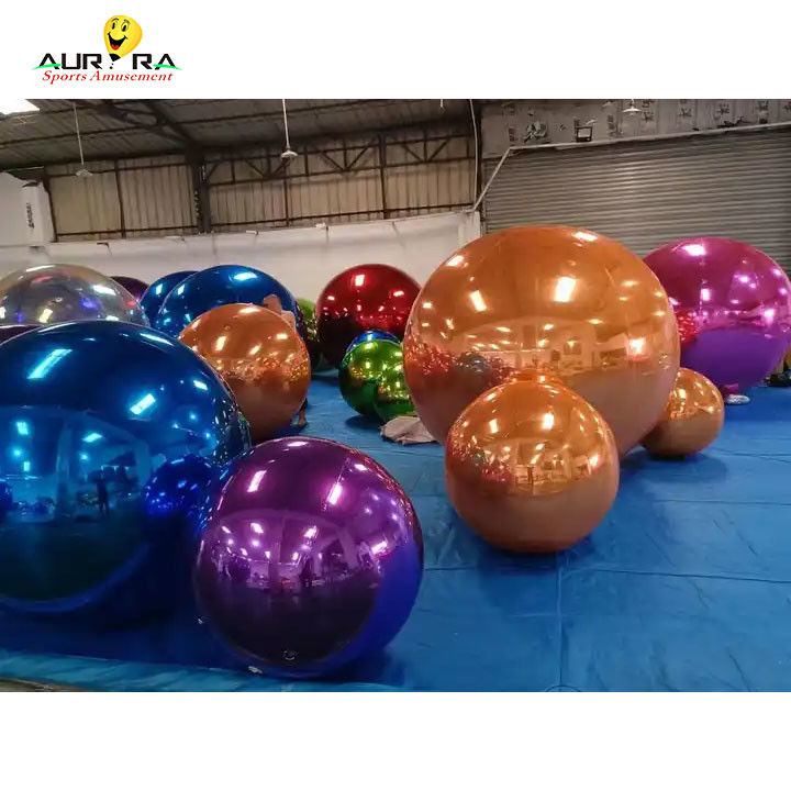 Customized Giant Inflatable Mirror Ball PVC Untuk Pesta Dekorasi Merah Biru Kuning