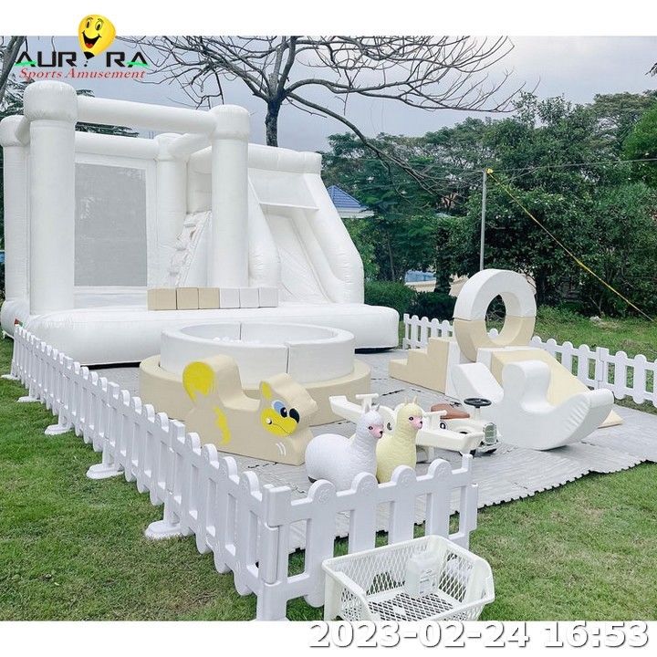 Soft Play Equipment Set Kids Putih Indoor dan Outdoor Playground Dengan Bounce House