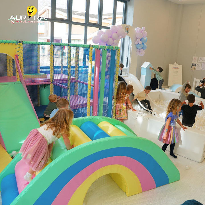 Indoor Soft Play Outdoor Playground Party Rental Peralatan Mainan Mats Bola Pit