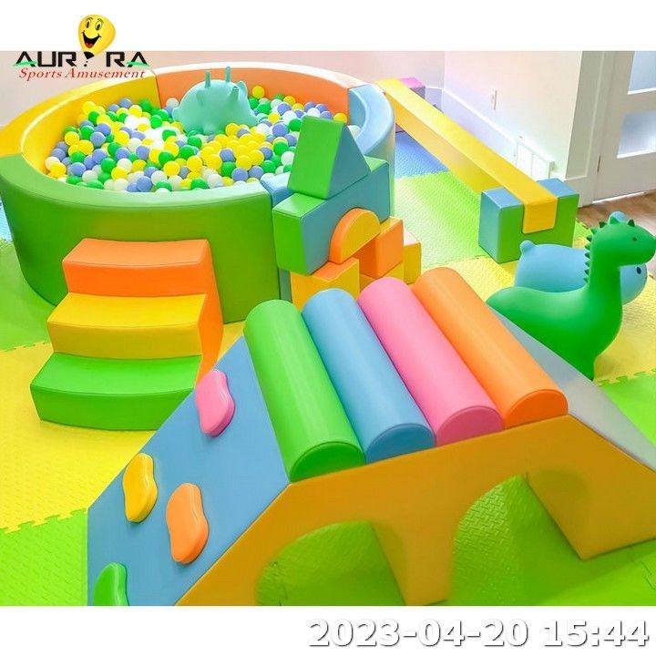 Indoor Soft Playground For Kids Soft Climber Set Acara pesta ulang tahun Biru