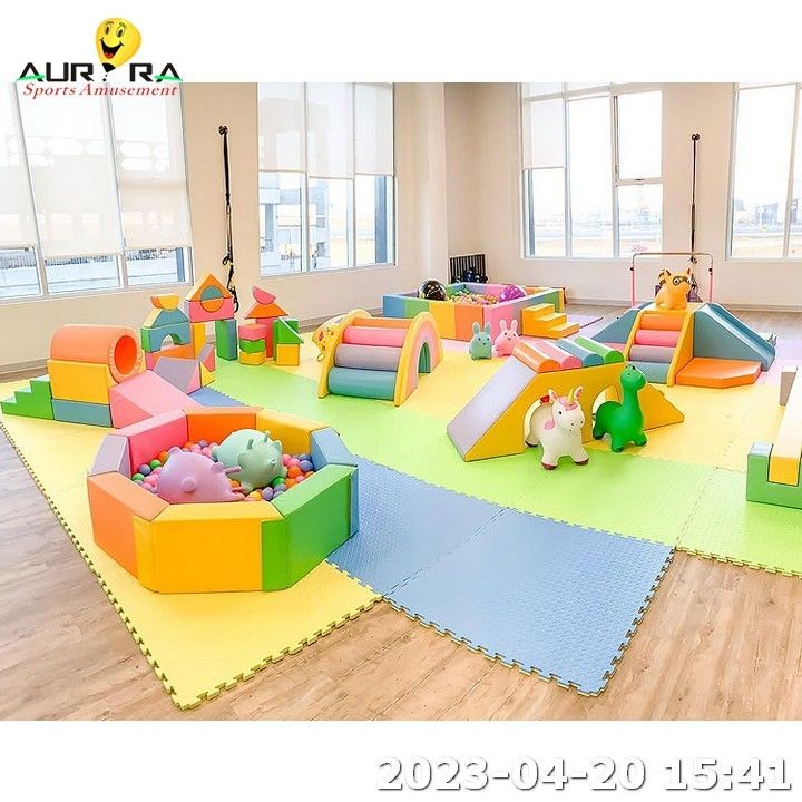 Indoor Soft Playground For Kids Soft Climber Set Acara pesta ulang tahun Biru