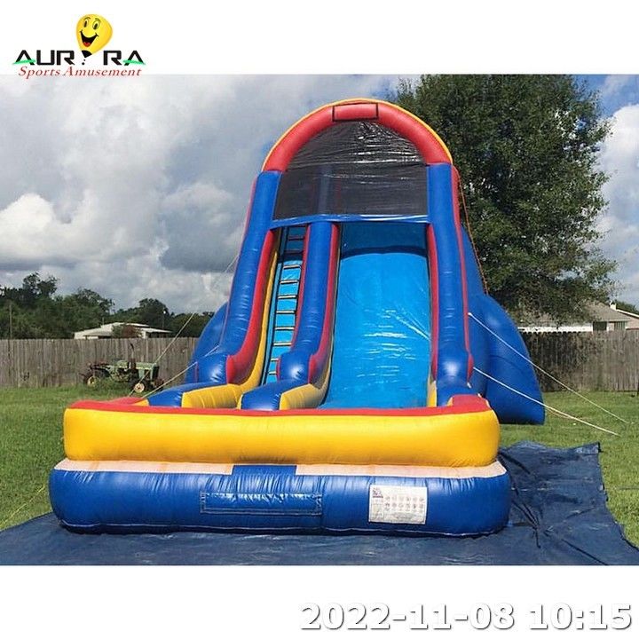 Outdoor Bouncy Inflatable Water Slides Untuk Pool Jumping Kastil Pesta Sewa biru