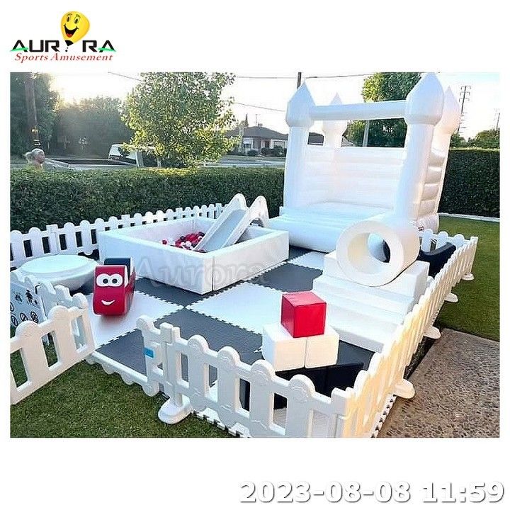 Baby Soft Play Set Anak-anak Soft Play Peralatan Bola Kolam renang Merry Go Round Pink
