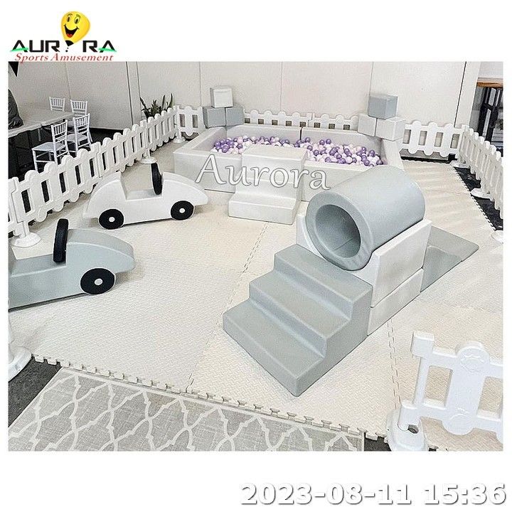 Soft Play Gate Outdoor Playroom Taman bermain anak-anak Netral Indoor Soft Play Anak-anak
