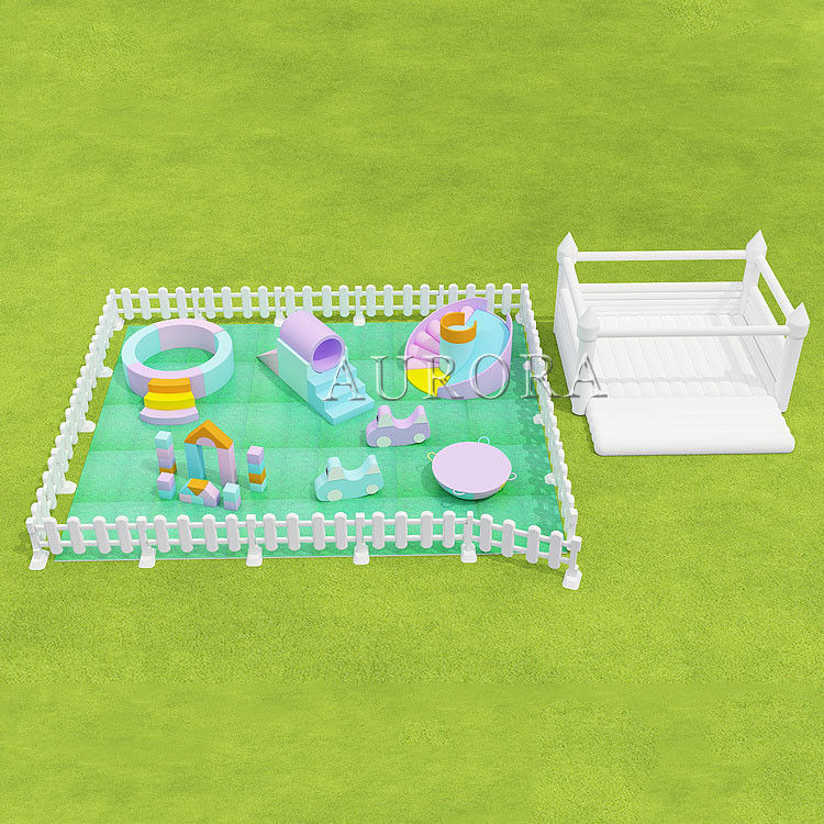 Soft Play Peralatan Pertanian Indoor Putih Dan Hijau Soft Play Sets Mats Dan Pagar