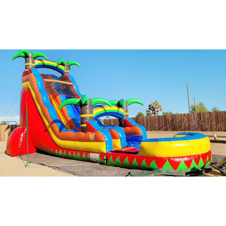 Slide air berukuran tinggi dengan bounce castle untuk anak-anak dan orang dewasa dengan kolam renang
