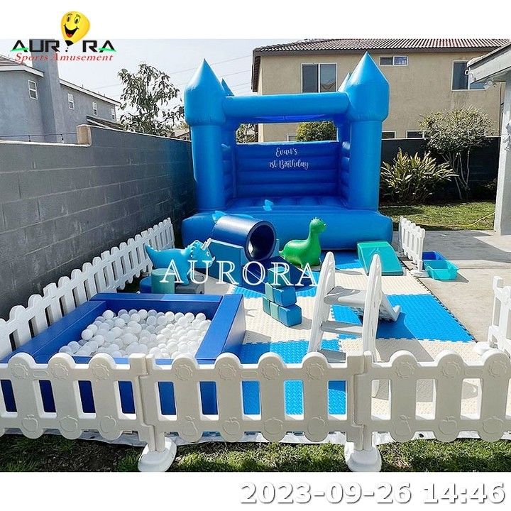 Bangun Bouncing Blue Mini Castle Soft Play Equipment Area Untuk Anak-anak Dengan Pagar