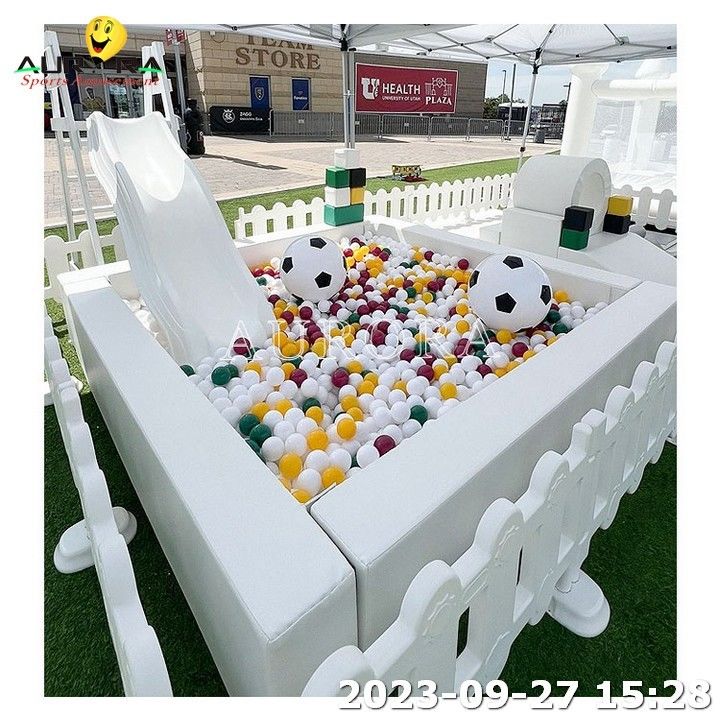Murah Custom Indoor White Soft Play Peralatan Soft Play dengan rumah bouncing inflatable