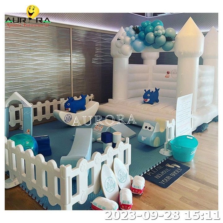 White Bouncy Castle White Soft Play Sets Peralatan Taman Permainan Indoor Soft Play Party