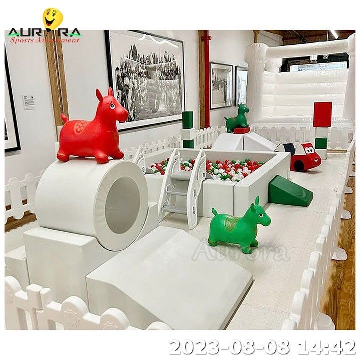 Peralatan Soft Play Indoor Soft Play Square White Bounce House Pit dengan Slide