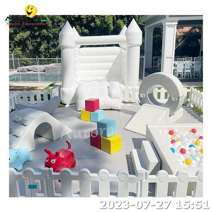 Indoor Outdoor Soft Play Peralatan taman bermain untuk pesta anak-anak Sewa putih