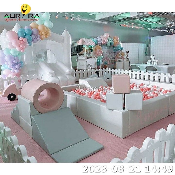 Set peralatan soft play inflatable Neutral Color Pink Kids Soft Play Package