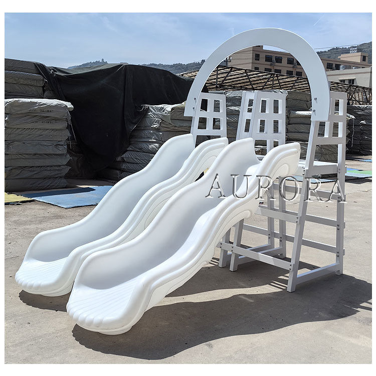 Outdoor Double Slide Dengan Arch White Soft Play Equipment Plastik Slide Anak-anak Bermain Slide